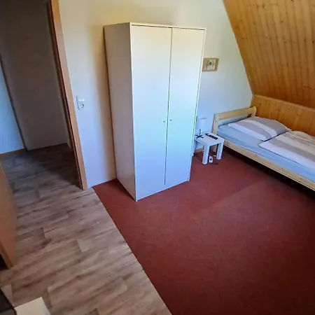 Livingroom Gmbh Kan2 Fuer 6 Personen Salzgitter